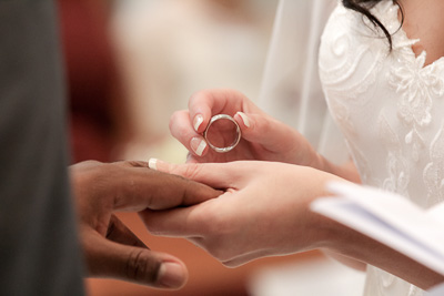 bride-and-groom-exchanging-rings.jpg